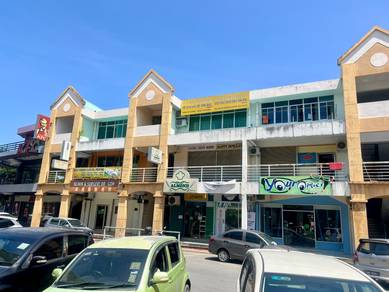 Plaza Grand Millennium | 3 Storey Shoplot