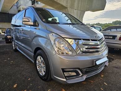 Hyundai GRAND STAREX 2.5 ROYALE DELUXE (A) Muka 2K