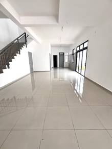 2-Storey Terrace House|near Kota Masai|4R3B|Brand NEW|Endlot|for RENT
