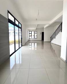 2-Storey Terrace House|near Kota Masai|4R3B|Brand NEW|Endlot|for RENT