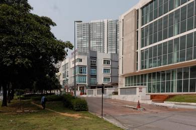 Boulevard Service Apartment Jalan Kuching 1010sqft 4 lift 3R2B