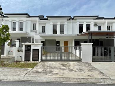 FACING OPEN 24x85 Double Storey Superlink Iora Alam Sari Bangi