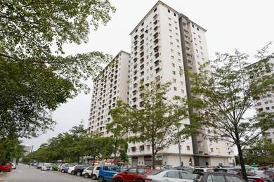 [LEVEL 2] Pangsapuri Seri Saujana Bandar Saujana Putra 750sqft 3R2B