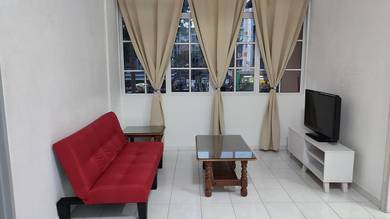 CHEAP Taman Lip Sin Blok 7 F/FURNISHED 700sf near USM Gelugor