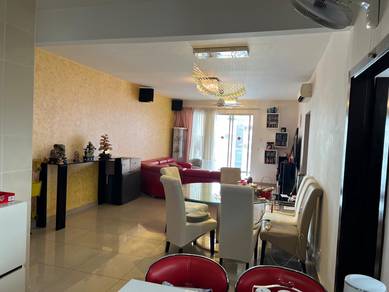 Spacious 3 rooms condo at Puchong with ID design. Best for own stay.