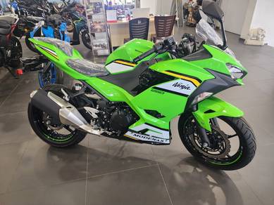 Modenas Kawasaki Ninja 250 abs