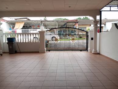 BIG SIZE RENOVATED Single Storey Taman Seremban Baru Senawang