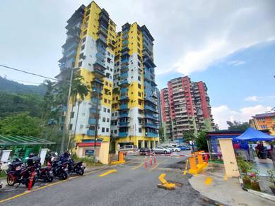 Menara Merak Kayangan