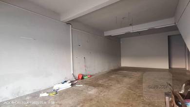 For Rent Klang Utama 20x70 Ground Floor Hot Area