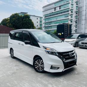 Nissan SERENA 2.0 PREMIUM HIGHWAY STAR (A)