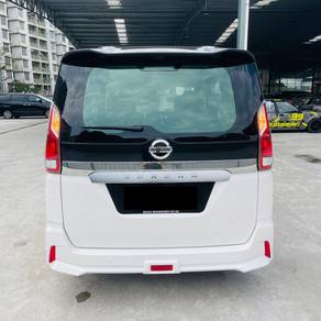Nissan SERENA 2.0 PREMIUM HIGHWAY STAR (A)