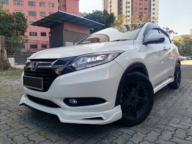 BEST BUY **2015 Honda HR-V 1.8 V (A)