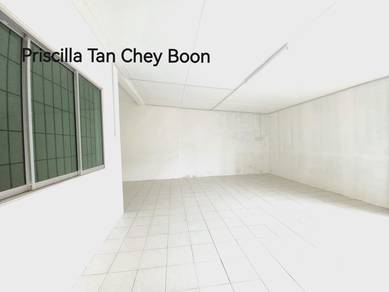 Taman Samarindah Baru Rumah teres setingkat tepi CORNER BESAR