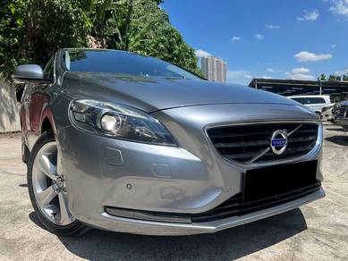 Volvo V40 2.0 T5 (A)* 1YRS WARRANTY