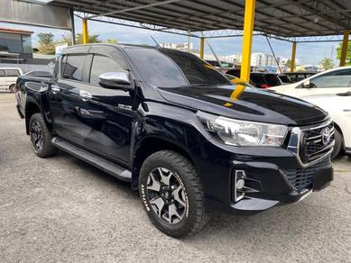 Toyota Hilux Double Cab 2.4 L-EDITION 4X4