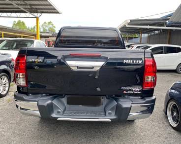 Toyota Hilux Double Cab 2.4 L-EDITION 4X4