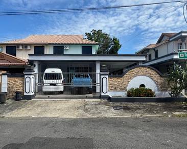 Taman Mawar Semi-Detached House For Sale