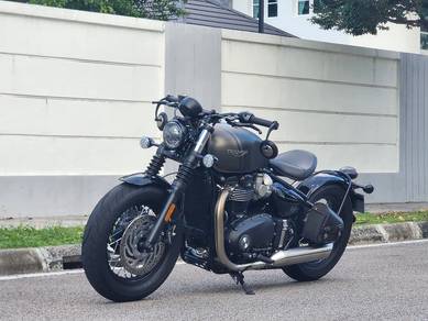 JUL 2021 TRIUMPH BONNEVILLE BOBBER Bike King 1k KM