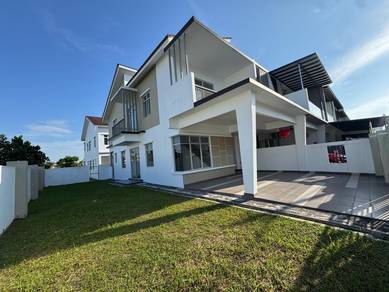 Kulai Ioi Celeste Double Storey Terrace Corner Original Good Condition