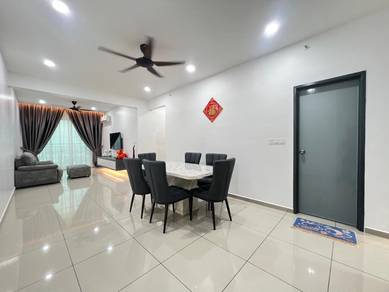 Metropol Condominium @ Renovated & Fully Furnished For rent