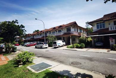 Corner Unit Double Storey House Presint 14 Putrajaya
