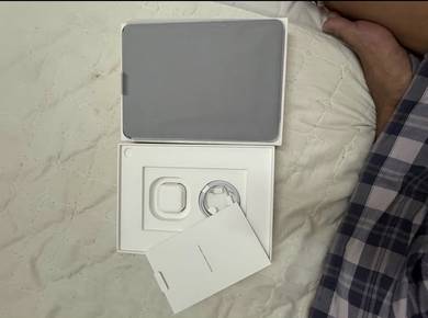 Ipad Purple color
