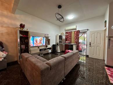 AAA FULL LOAN Bestari Indah Near Puteri Wangsa Renovated 18x65sqft