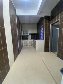 Larkin Indah Apartment