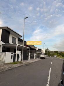 For Rent | Double Storey House @ Damaisari Kolombong 