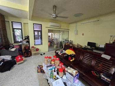 Double Storey Extended Kitchen House Assam Kumbang For Sale