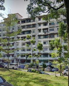 Cheras Taman Bukit Segar Flat With Lift Near Leisure Mall,Suke Highway