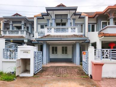 2-storey-Terraced-House-for-rent-Ara-Damansara-Selangor