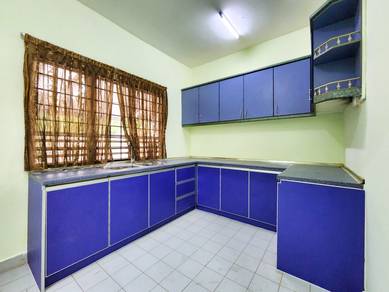 2-storey-Terraced-House-for-rent-Ara-Damansara-Selangor-2