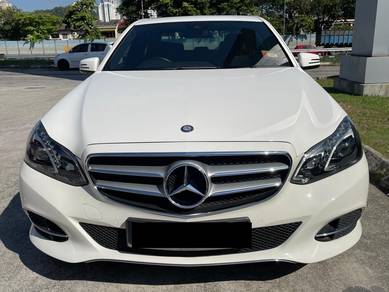 Mercedes Benz E200 AVANTGARDE (CKD) 2.0
