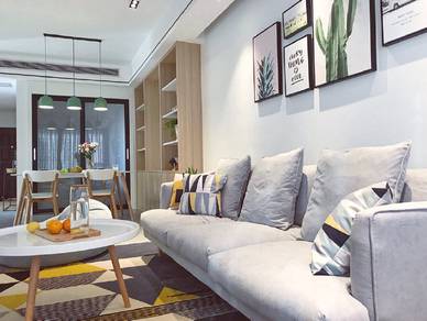 Small Enough Stay【 2ROOM 2CARPARK 】Elmina Subang FULL Loan FREEHOLD !!