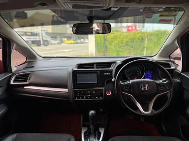 Honda JAZZ 1.5 V FACELIFT (A)