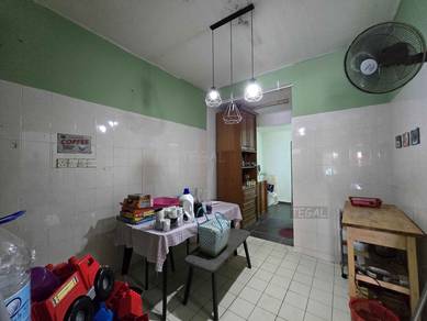 Below Market Bandar Botanic Klang, Jalan Cassia