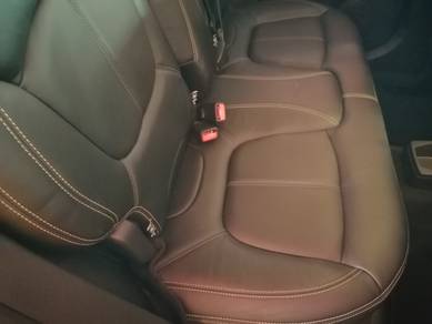 FULL0N MONTHLY 4xx*2019 Renault CAPTUR 1.2 TCe (A)