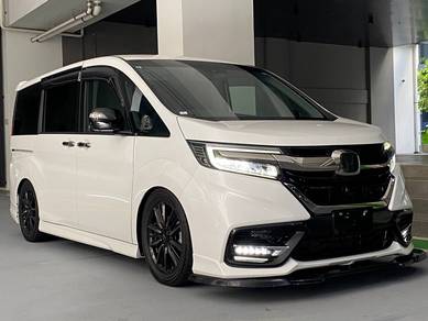 Honda STEPWAGON 1.5 MODULO X 7 SEATER BLITZ