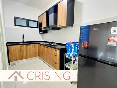 TreeO Condo 900sf 2 CarPark Fully Furnished Renovated Sungai Ara CHEAP
