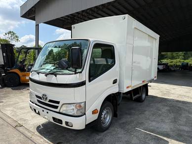 Toyota Dyna Rebuild Aluminium box lorry