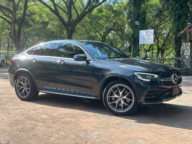 Mercedes Benz GLC300 4MATIC AMG FULLY LOADED