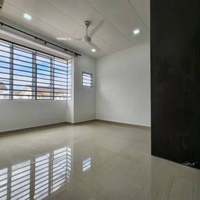 Bercham Good Condition Double Storey House For Rent