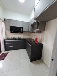 Middle Room @ Bayan Baru. Near FIZ, Sunshine Square & Suntech.