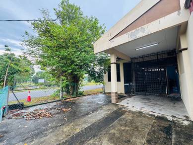 End Lot Single Storey Terrace