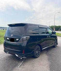 Toyota ALPHARD 2.4 Fully loaded