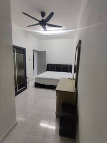 Fully Furnished Golden Shower Ruby Condo at Klebang for Rent