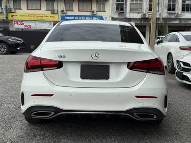 Mercedes Benz A180 1.3 AMG SEDAN ( GRADE 5A )