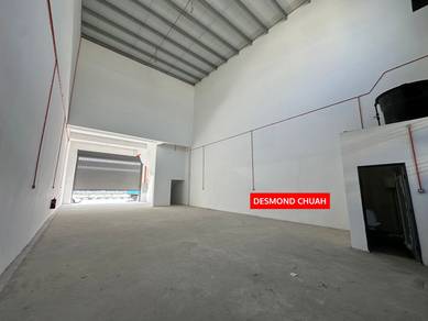 Brand New 1.5 Storey Light Industry For Rent at  Valdor