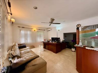 Corner 2 Sty House with Huge Land @ Taman Supreme, Taman Segar, KL